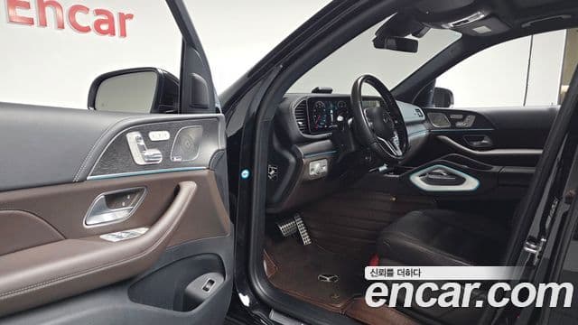 Mercedes-Benz GLS-Class 2023 — Фото 11/20