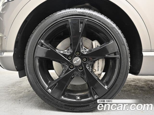 Genesis GV80 2020 — ფოტო 4/20