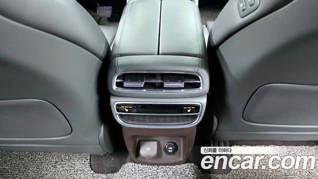 Genesis GV80 2022 — Şəkil 18/20