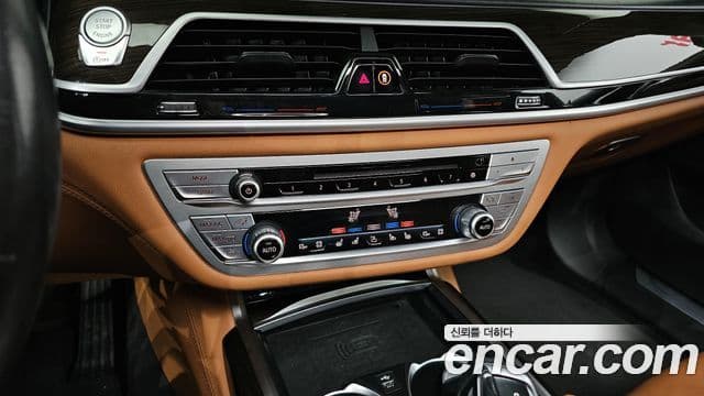 BMW 7 Series 2019 — ფოტო 16/20