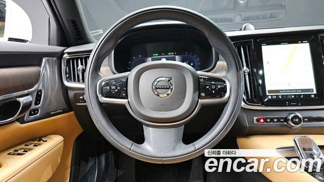 Volvo S90 2022 — ფოტო 13/20