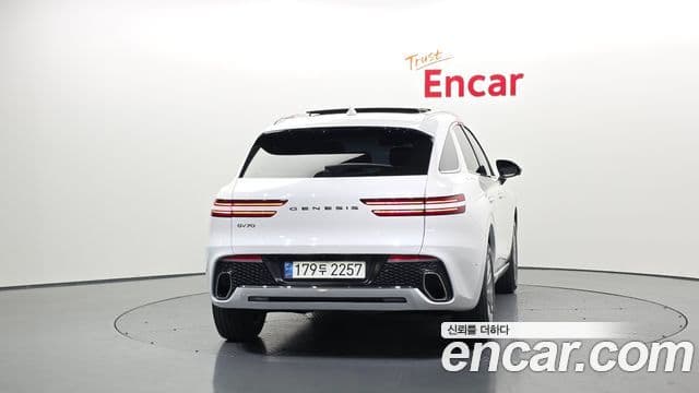 Genesis GV70 2022 — фото 4 из 20