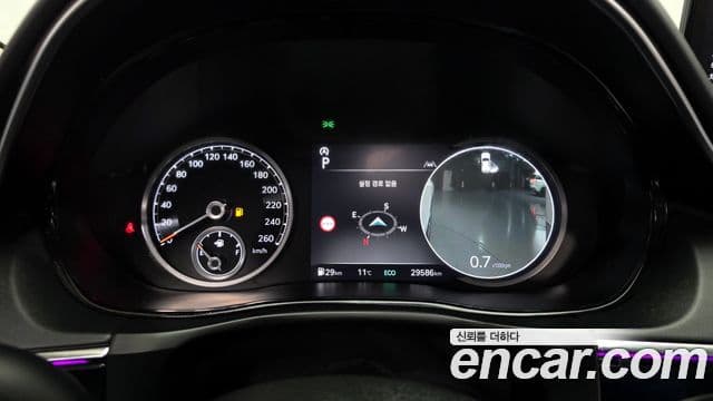 Genesis GV70 2022 — ფოტო 8/20