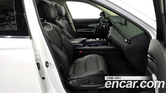 Genesis GV70 2022 — фото 11 из 20