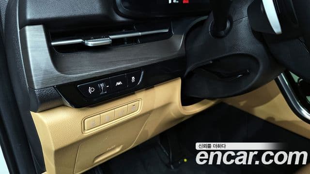 Kia Carnival 2022 — Şəkil 18/20