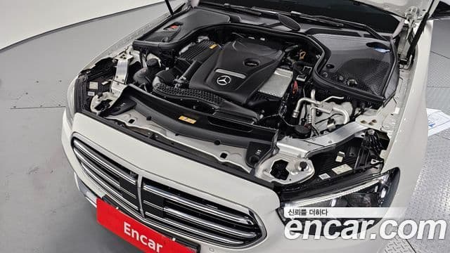 Mercedes-Benz E-Class 2022 — Şəkil 6/20