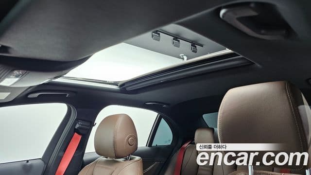 Mercedes-Benz E-Class 2022 — Şəkil 20/20
