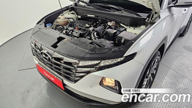 Hyundai Tucson Hybrid 2021 — Photo 17/20