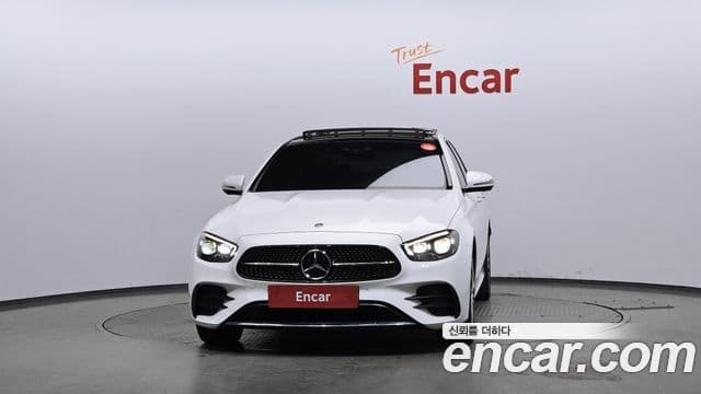 Mercedes-Benz E-Class 2021 — ფოტო 2/20