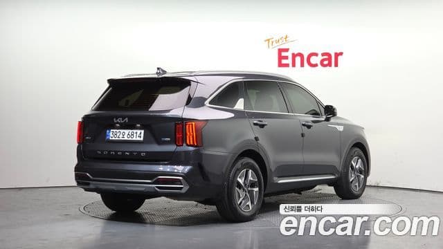Kia Sorento 2022 — ფოტო 2/20