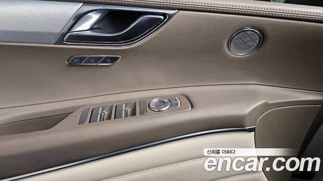 Genesis GV80 2020 — фото 14 из 20