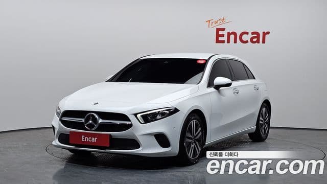 Mercedes-Benz A-Class 2022 — ფოტო 1/20