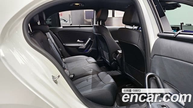 Mercedes-Benz A-Class 2022 — ფოტო 12/20