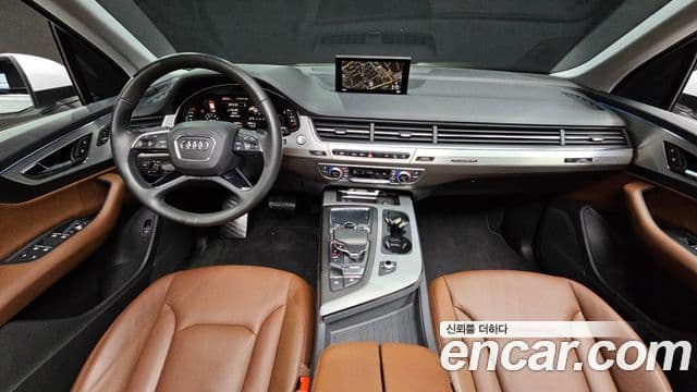 Audi Q7 2019 — Şəkil 7/20