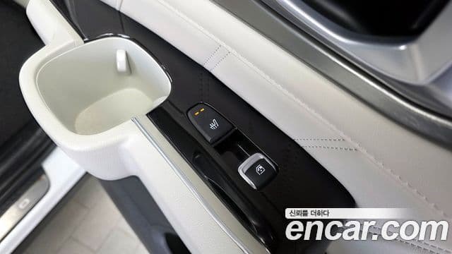 Kia Sorento 2021 — Şəkil 18/20