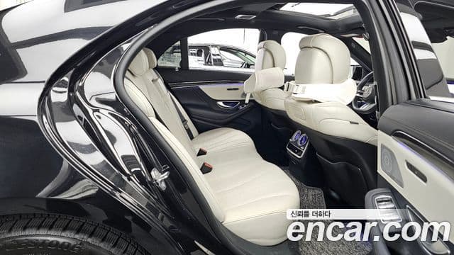 Mercedes-Benz S-Class 2019 — Фото 12/20