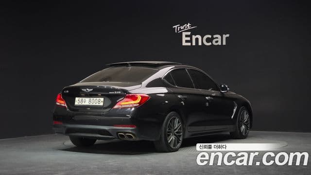 Genesis G70 2018 — ფოტო 14/20