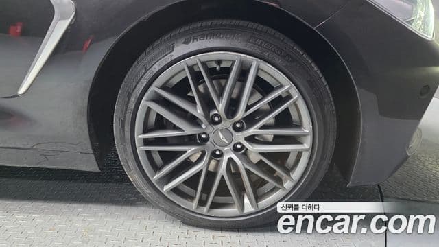 Genesis G70 2018 — ფოტო 9/20