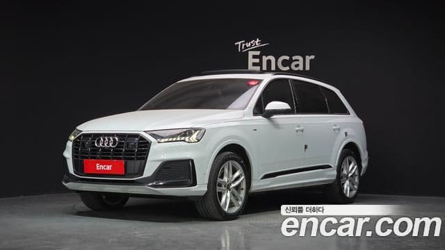 Audi Q7 2023 — Photo 12/20