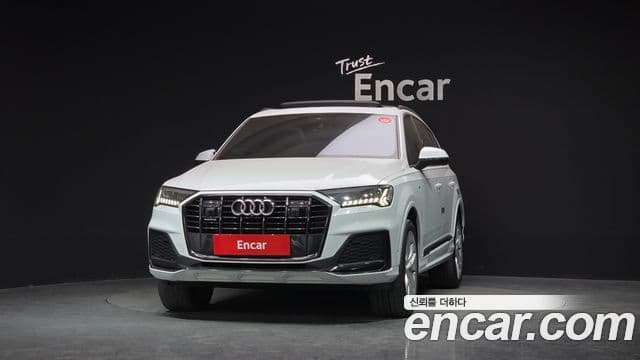 Audi Q7 2023 — Photo 10/20