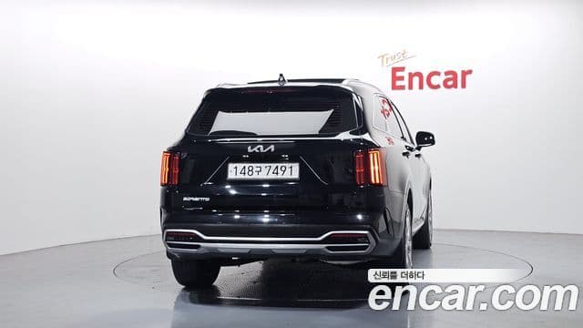 Kia Sorento 2023 — ფოტო 4/20