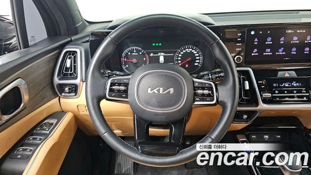 Kia Sorento 2023 — ფოტო 13/20
