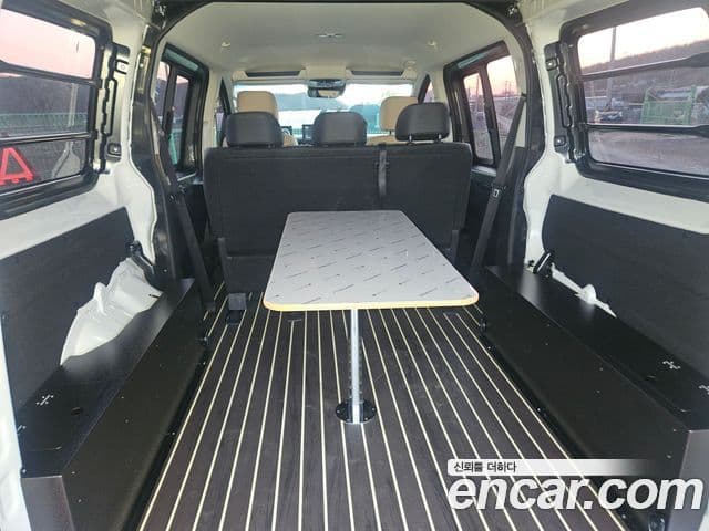 Hyundai Staria 2026 — ფოტო 11/20