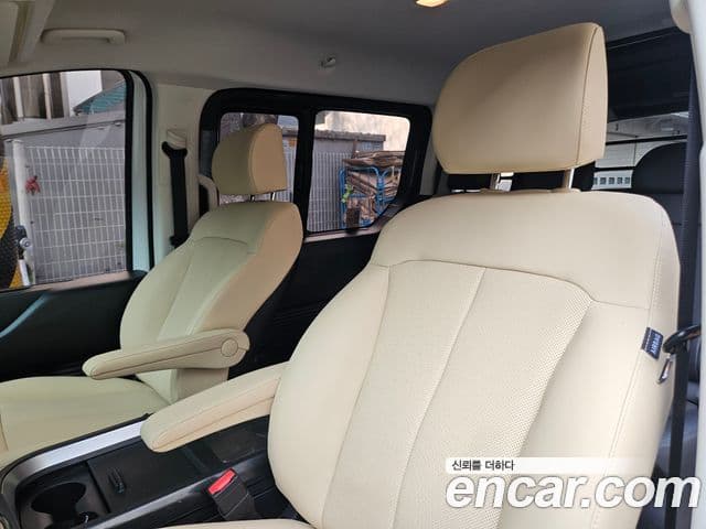 Hyundai Staria 2026 — ფოტო 13/20