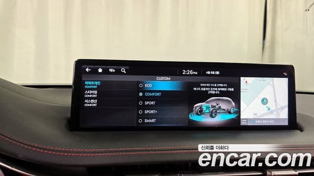 Genesis GV70 2021 — ფოტო 8/34