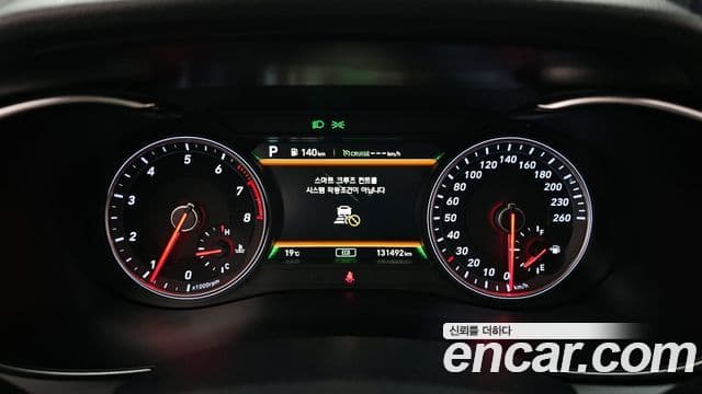Genesis G70 2020 — ფოტო 8/20