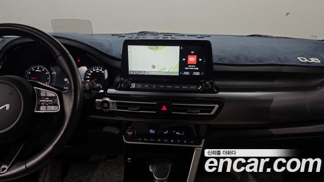 Kia Seltos 2022 — Şəkil 19/20