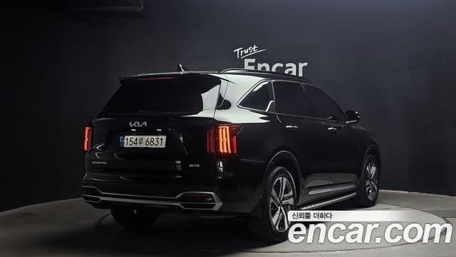 Kia Sorento 2023 — Şəkil 2/20