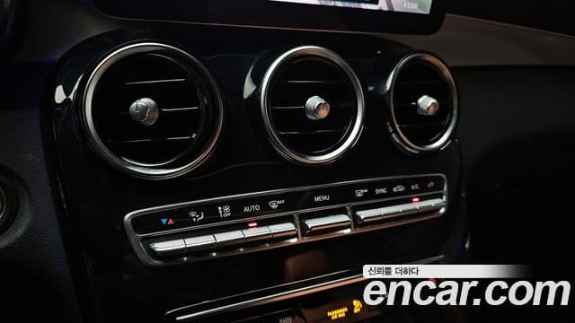 Mercedes-Benz GLC-Class 2021 — Фото 17/20