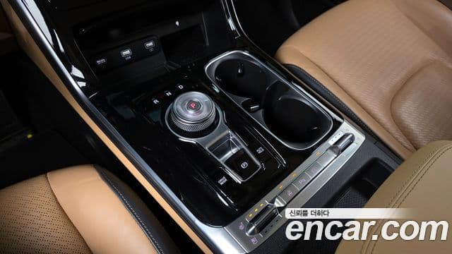 Kia Carnival 2021 — Фото 9/20