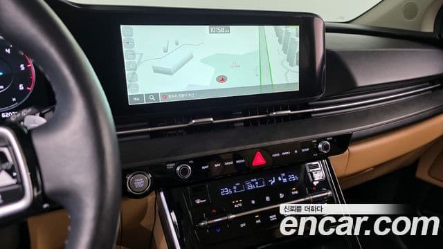 Kia Carnival 2021 — Фото 12/20