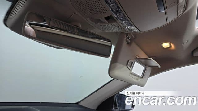 Mercedes-Benz E-Class 2018 — Şəkil 19/20