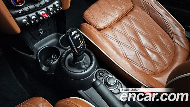 Mini Cooper S Convertible 2022 — фото 9 из 20