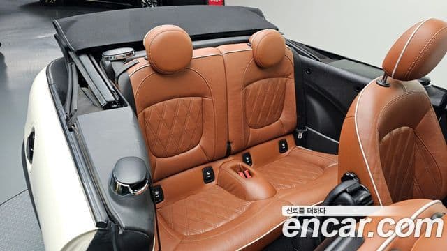 Mini Cooper S Convertible 2022 — ფოტო 12/20