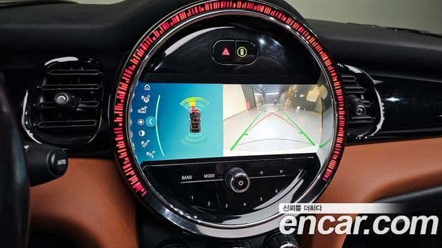 Mini Cooper S Convertible 2022 — ფოტო 15/20