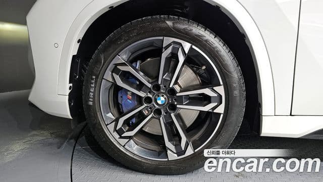 BMW X1 2024 — ფოტო 5/20