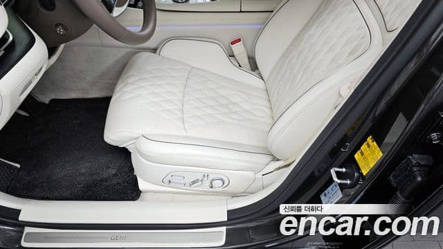 Genesis G90 2024 — Photo 25/33