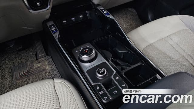 Kia Sorento 2022 — Şəkil 9/20