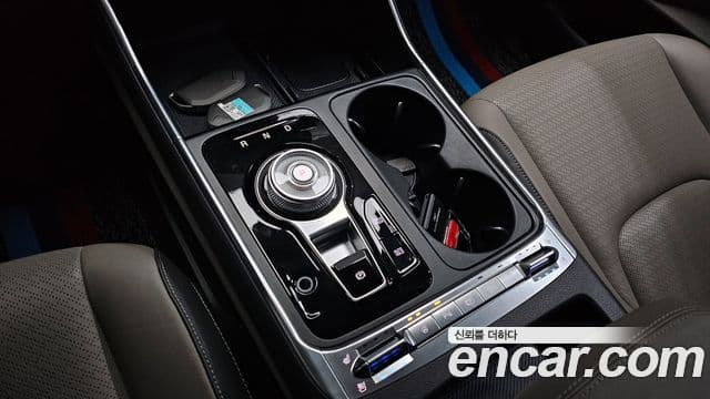 Kia Carnival 2023 — Фото 9/20