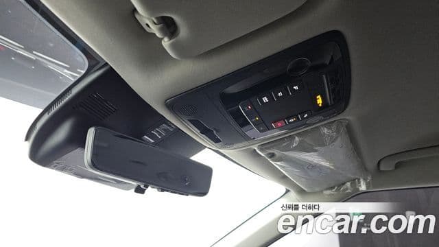 Kia Carnival 2023 — Фото 14/20