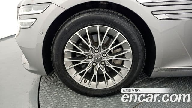 Genesis Electrified G80 2021 — ფოტო 5/20