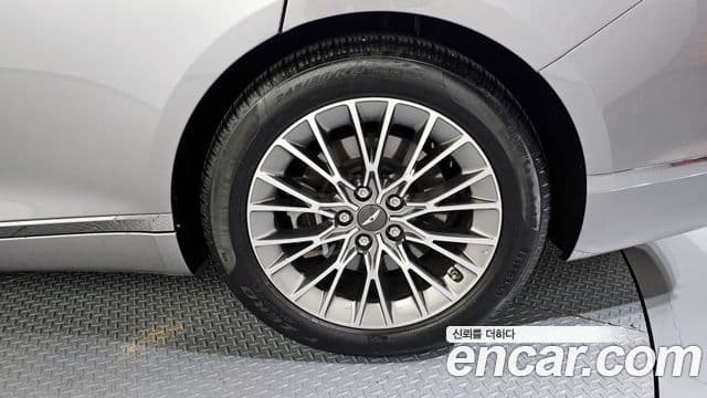 Genesis G80 2021 — Photo 29/36