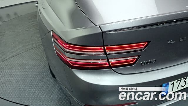Genesis G80 2021 — Photo 26/36