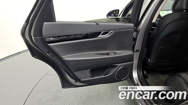 Genesis G80 2021 — Photo 4/36