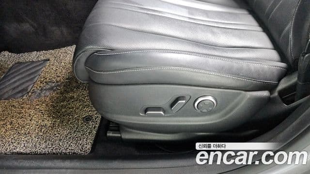 Genesis G80 2021 — Photo 30/36