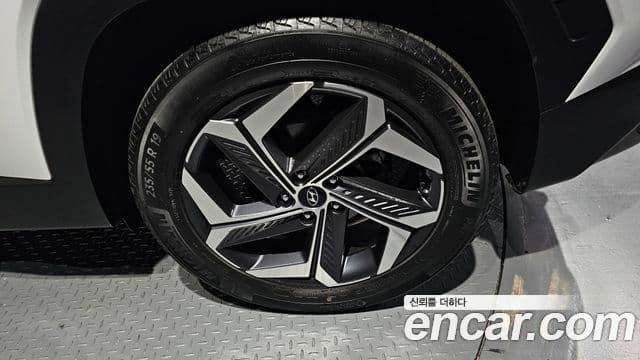 Hyundai The New Tucson 2021 — Фото 4/20